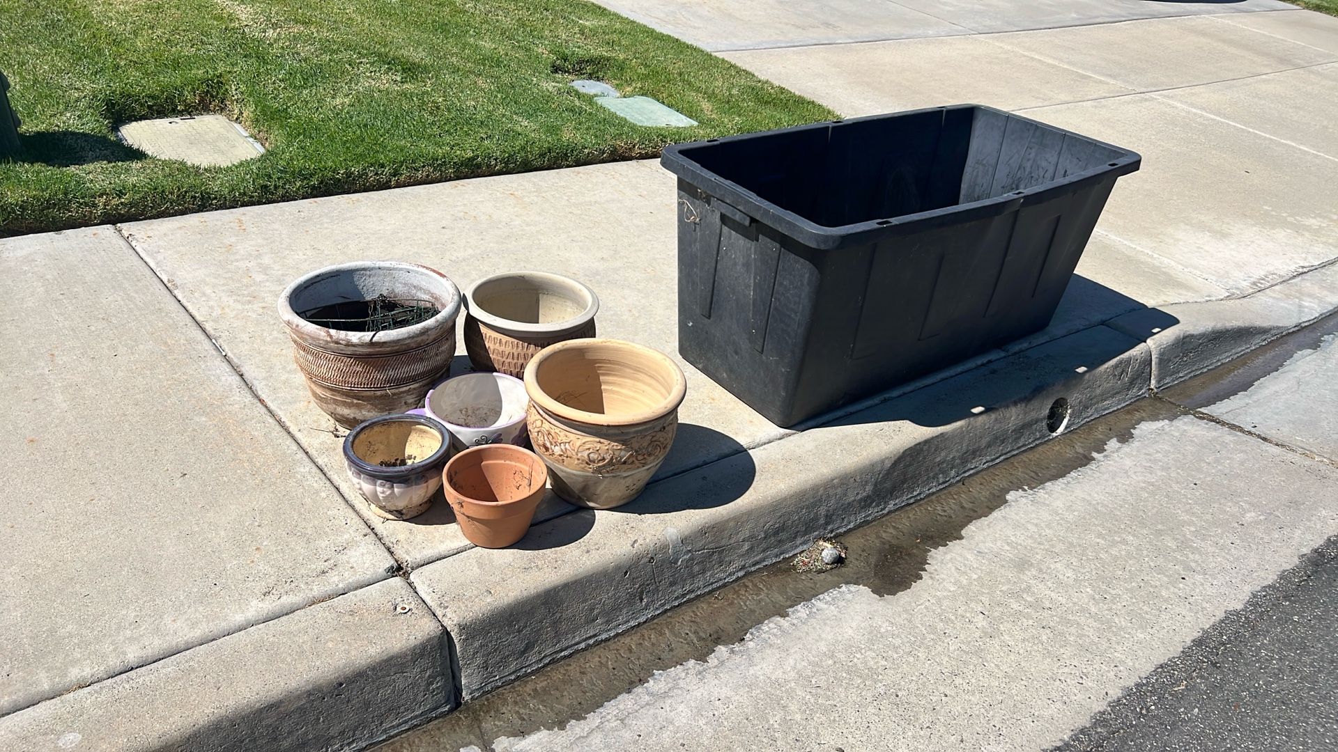 Curb Alert Garden Pots Free