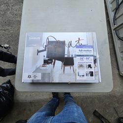 2 Tv Wall Mounts
