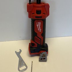 Milwaukee M18 18V Lithium-Ion Cordless Drywall Cut Out Tool (Tool-Only)