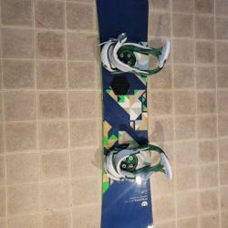 Rossignal Scope Snowboard 161cm W/Burton Boots 