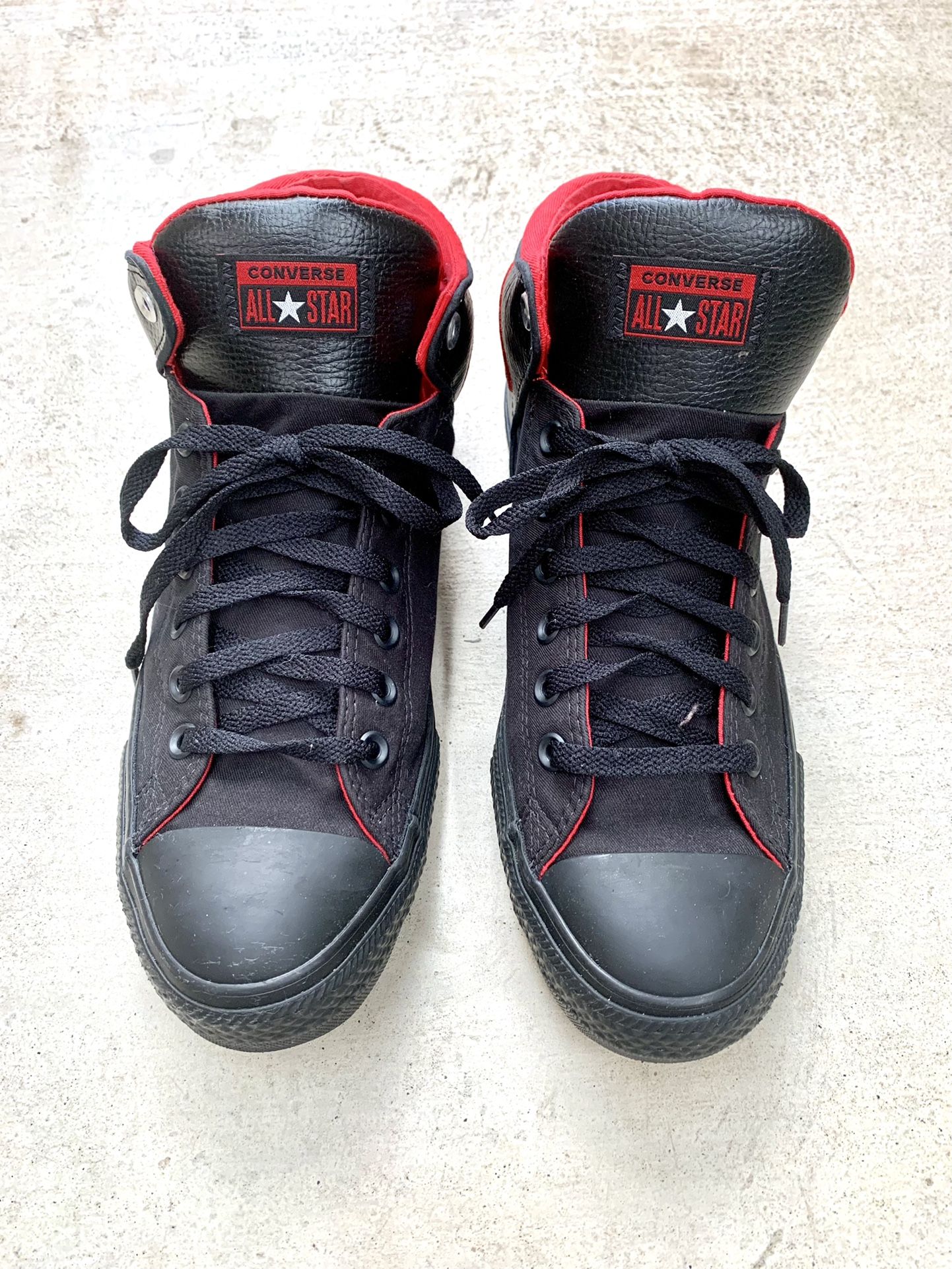 Men Converse - Size 10.5 - Never been worn!