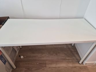 FREA Ikea Desk PICKUP ONLY