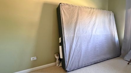 queen bed box