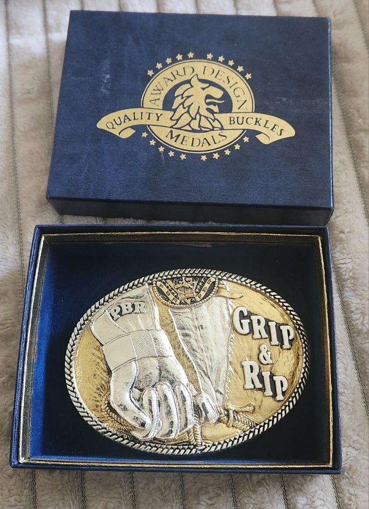 Vintage Bull Riders belt buckle by Award Design Medals