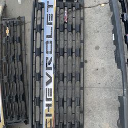 2019-2021 Chevy Silverado 2500 HD Grille