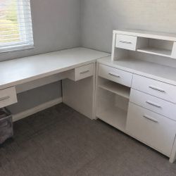 Nice Modern  Corner Desk - Gently Used