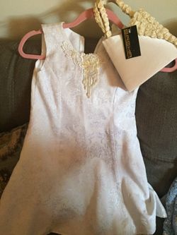 Girls dress
