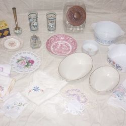 Vintage/collectible kitchen ware lot