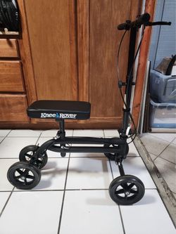KneeRover Steerable Knee Scooter, Foldable Mobility Aid Walker w/ Adjustable Handlebar & Knee Pad.