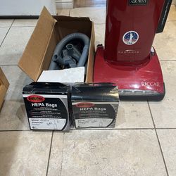 Riccar Vacuum Cleaner