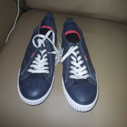 Size 10 Levi Shoes