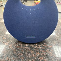 Harman/kardon Bluetooth Speaker (studio 6)