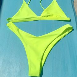 NEW WOMEN'S SIZE XL LIME GREEN TRIANGLE TOP BIKINI 