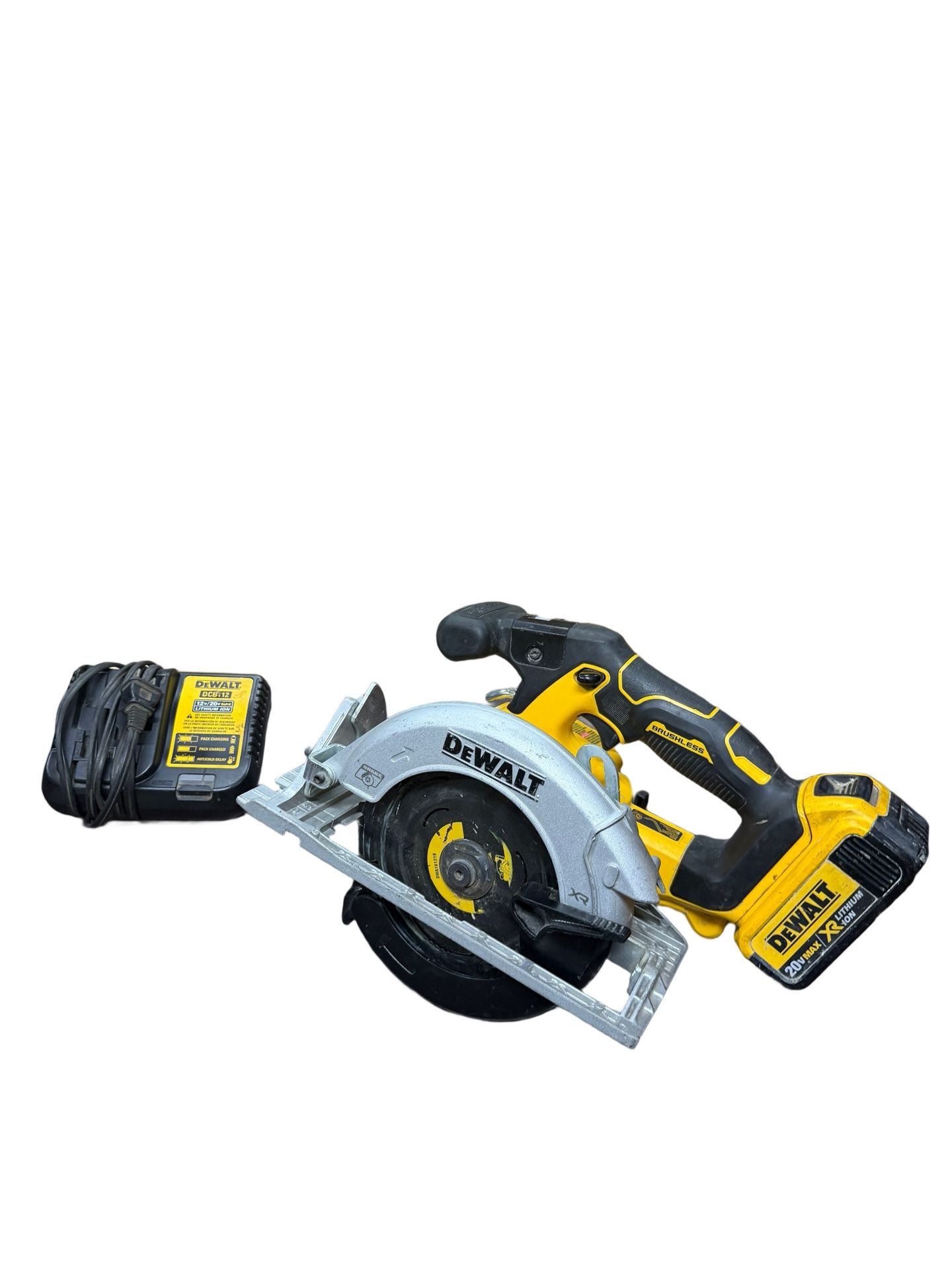 DEWALT CIRCULAR SAW DCS565 With battery And Charger