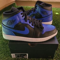 Jordan 1 Hyper Royal
