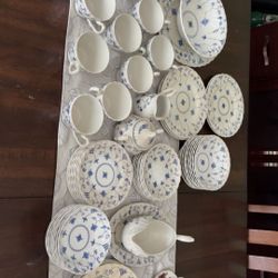 Yorktown by Salem China (Olde Staffordshire, blue and white)