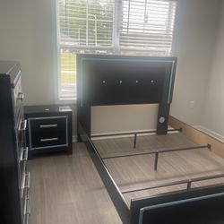 Queen Size Black Bed Frame