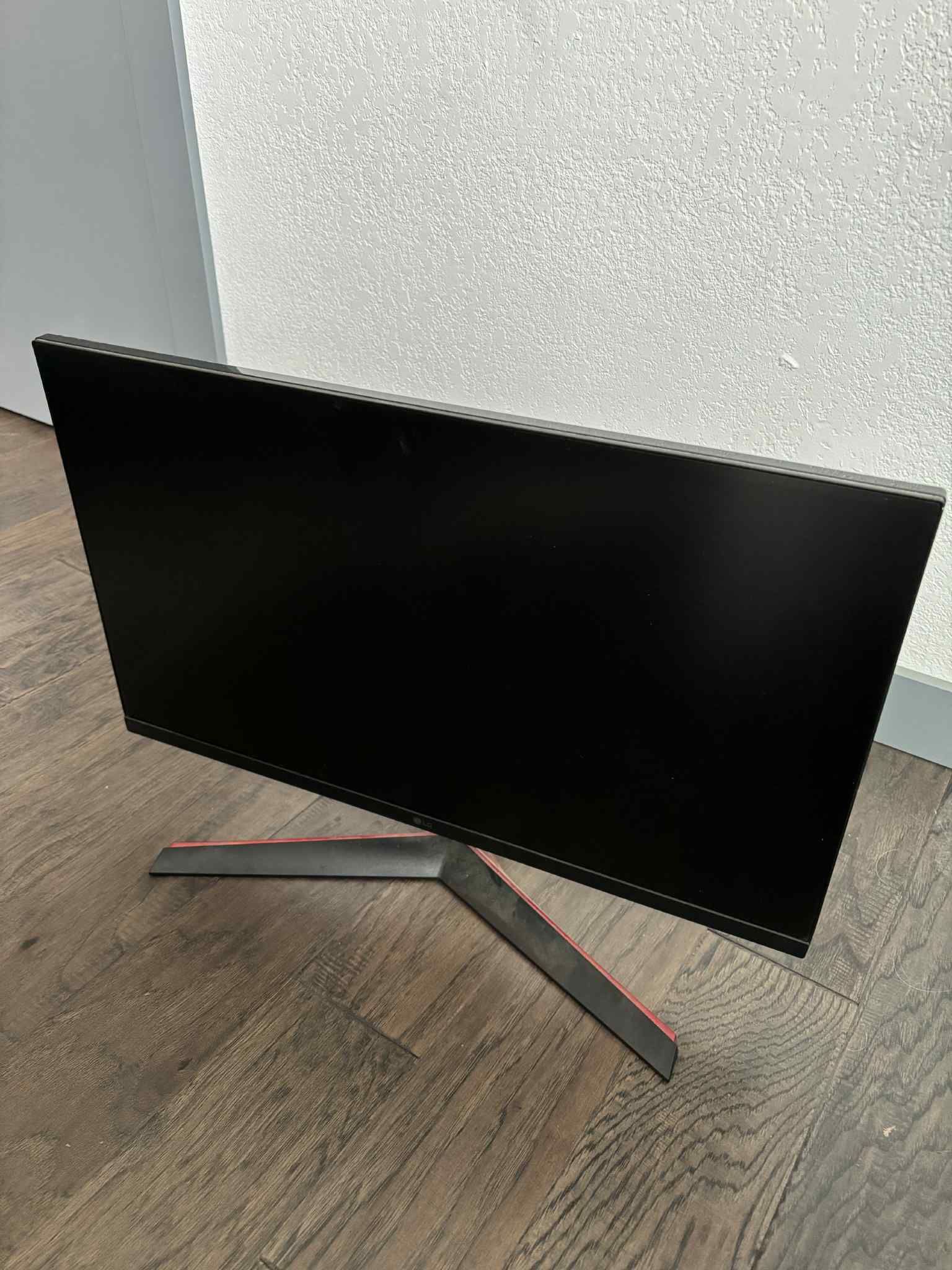 27 inch LG 144Hz monitor