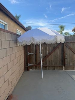 Outdoor Patio Umbrella with Fringe