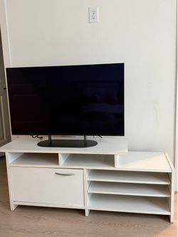 NEED GONE ASAP-South shore white tv stand 42”
