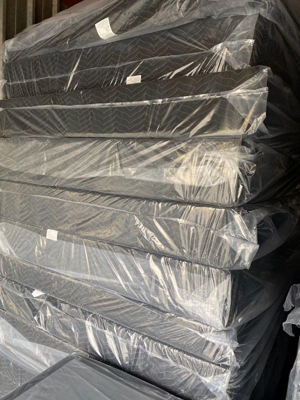 WE HAVE ALL SIZES MATTRESS AND BOX SPRING BRAND NEW