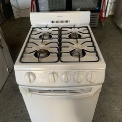 Gas Stove Hotpoint Good Condition 20” Wide 90 Days Warranty Estufa Gas Hotpoint Buenas Condiciones 20 Pulgadas Ancho 90 Dias De Garantia 