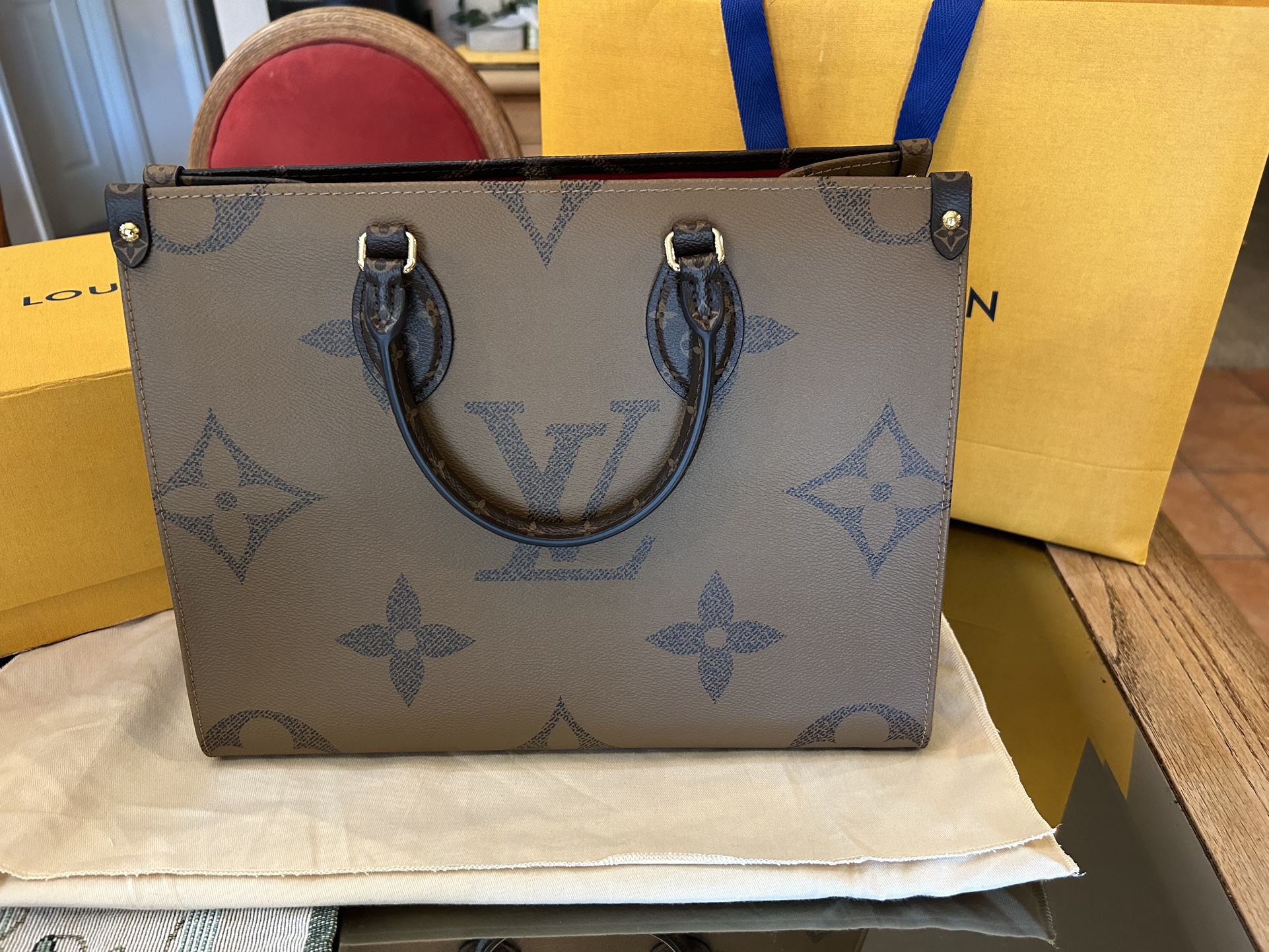 Louis Vuitton Bag - Barely Used