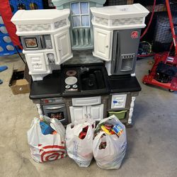 Play Kitchen