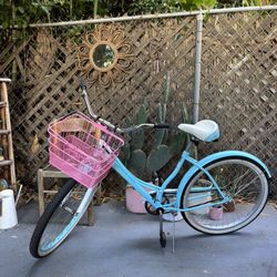 Schwynn Beach Cruiser