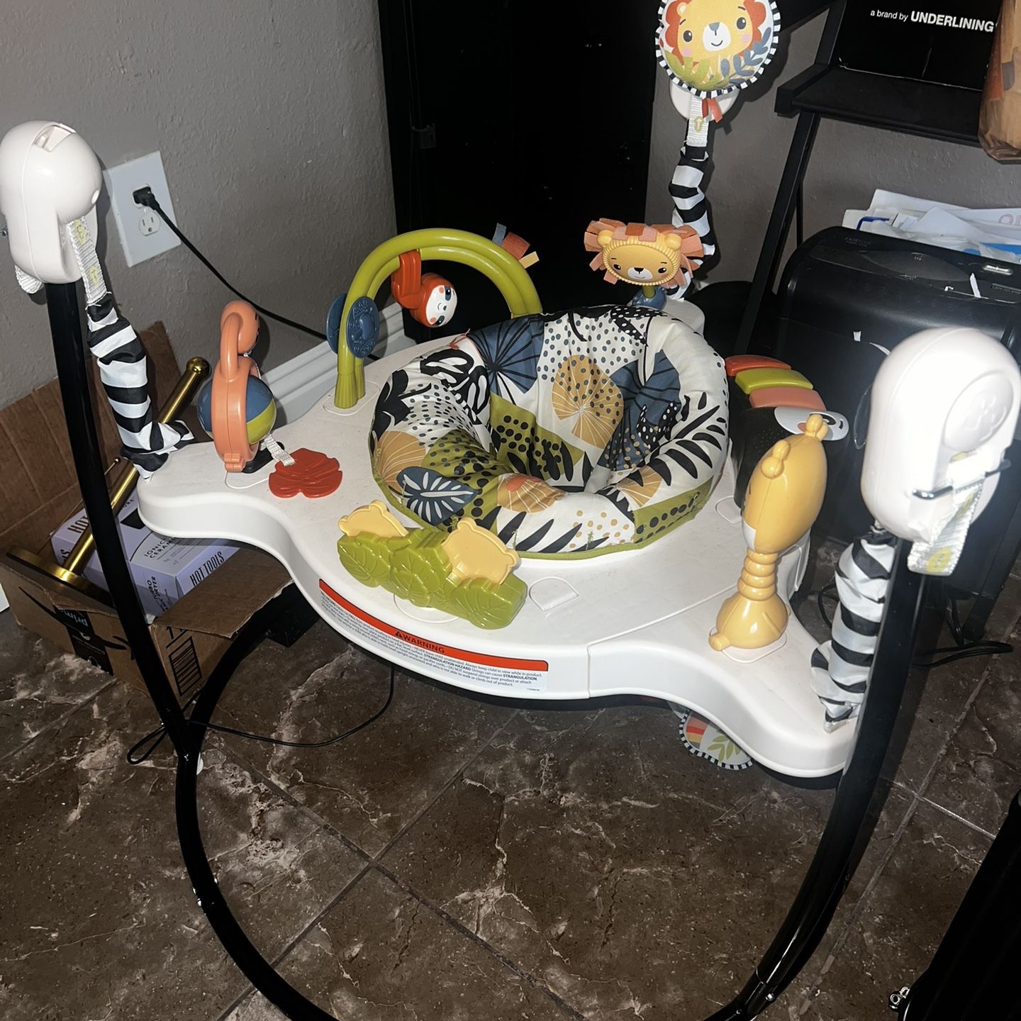 Fisher-Price Baby Bouncer Palm Paradise Jumperoo Activity Center with Music Lights Sounds and Developmental Toys​