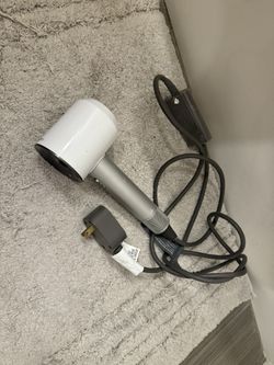DYSON supersonic hair dryer