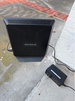 NETGEAR C7000 WiFi Cable Modem Router Combo – AC1900