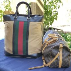 Fabulous Rare vintage Gucci  web weekender travel overnight Carryall bag