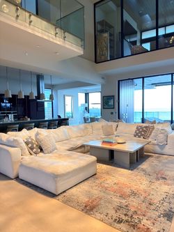 7-Piece Sectional – White Canvas