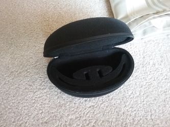 Oakley sunglasses case