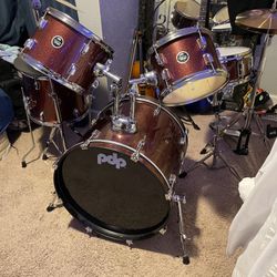 Drum set 