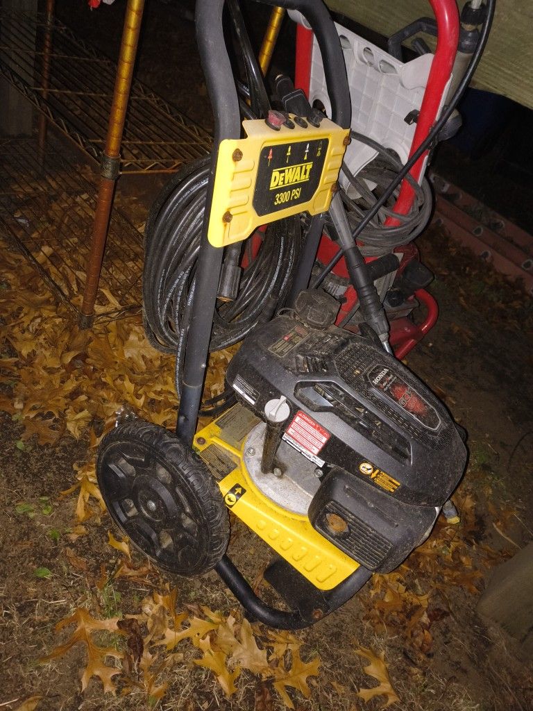 3300 Psi DeWalt Power Washer