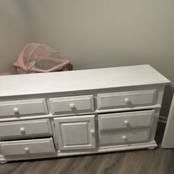 Dresser For Sell $150