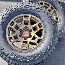 Toyota Tacoma 4runner Tundra Sequia rims tires 17’’ TRD PRO bronze wheels gold FJ Cruiser 6x139