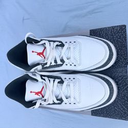 Air Jordan Retro 3’s Cement