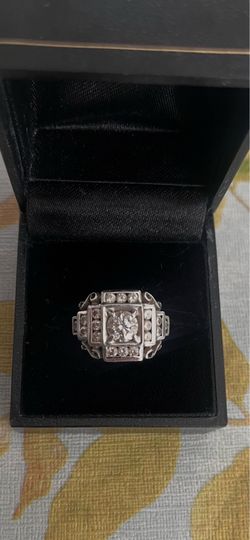Natural Diamond Ring with certified AIG appraisal