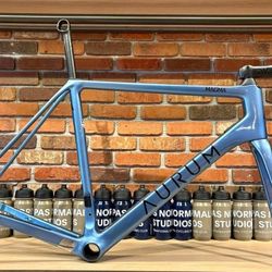 Aurum Magma Frame 56 