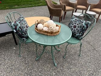 Patio set