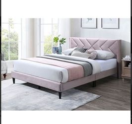 PLATFORM QUEEN BED FRAME NO MATTRESS
