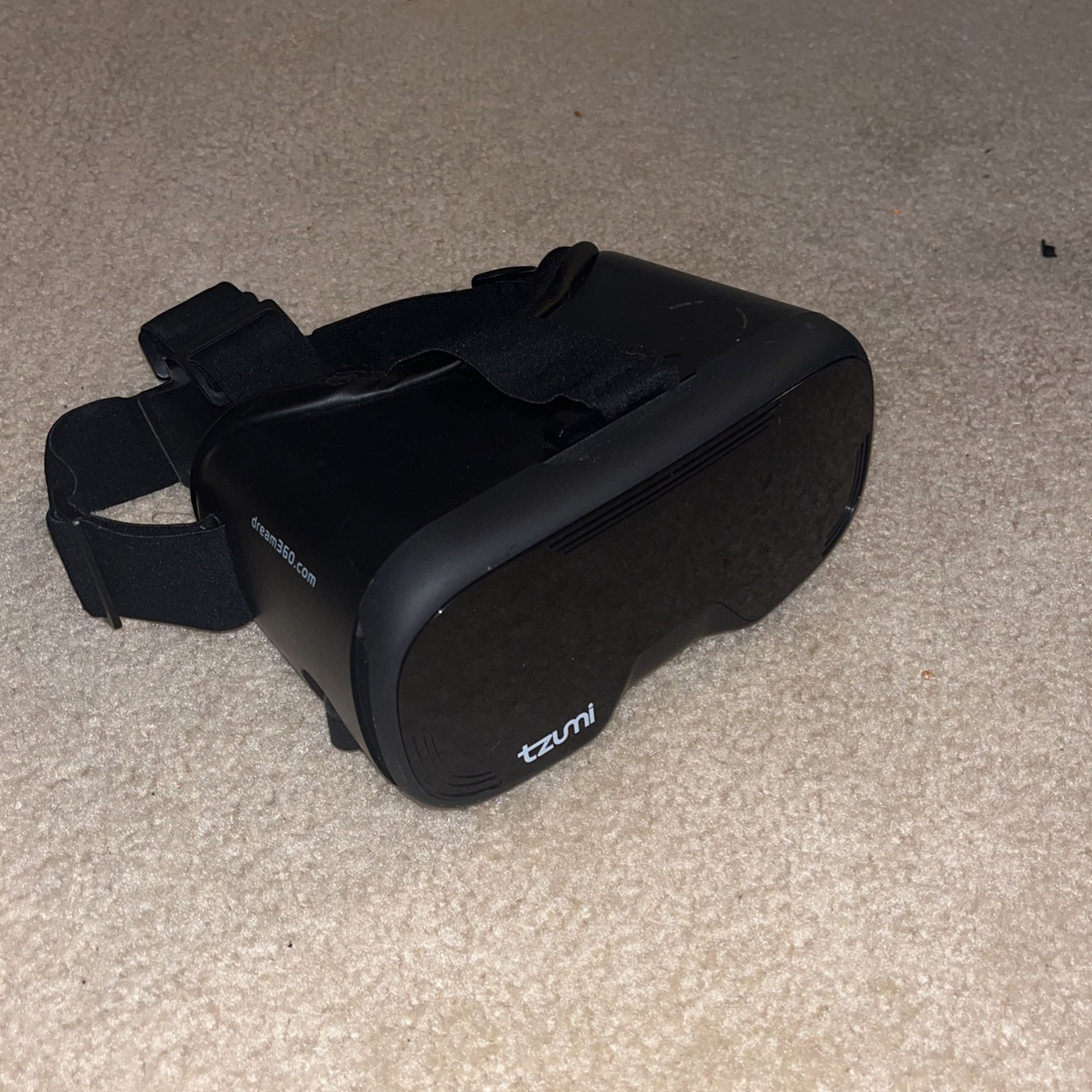 Tzumi Phone Vr Headset With Earbuds