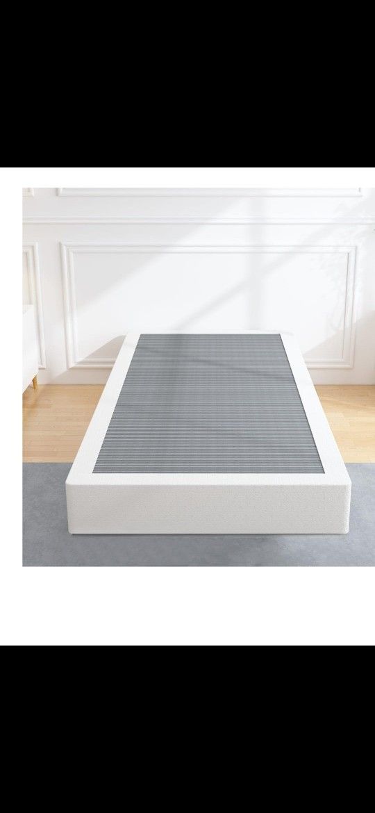 Twin Bed Boxing