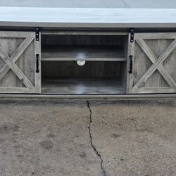 TV STAND 