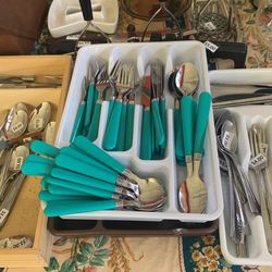Set Of 48 Utensils 
