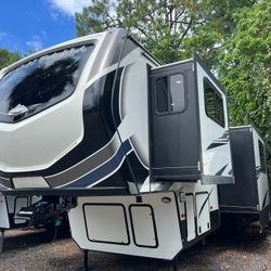 2020 MONTANA 38FT