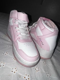 Tenis